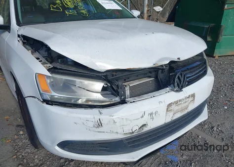 2014 Volkswagen Jetta 1.8T Se from USA, damaged, VIN 3VWD17AJ3EM263082